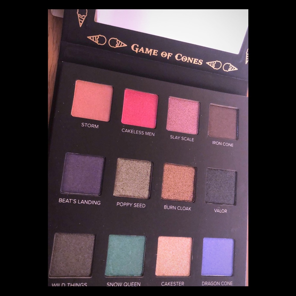 BH Cosmetics Eyeshadow Palette